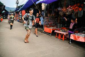 BIB: 
                            <button type="button" onclick="openModal(25525501)" class="btn btn-primary btn-sm float-right btn-popup" data-toggle="modal" data-target=".modal-high-quality">
                        <i class="fas fa-shopping-cart"></i> Add to Cart
                    </button>
                                            <button type="button" onclick="isThisMe(25525501, true)" class="btn btn-success btn-sm float-right btn-popup btn-isme hidden" data-toggle="tooltip" data-placement="bottom" title="นี่คือรูปของคุณใช่ไหม คลิกที่นี่เพื่อเอาเข้าอัลบั้ม">
                        <i class="fas fa-plus"></i> Add to album
                    </button>
                    <button type="button" onclick="isThisMe(25525501, false)" class="btn btn-warning btn-sm float-right btn-popup btn-isnotme hidden">
                        <i class="fas fa-ban"></i> Remove from album
                    </button>